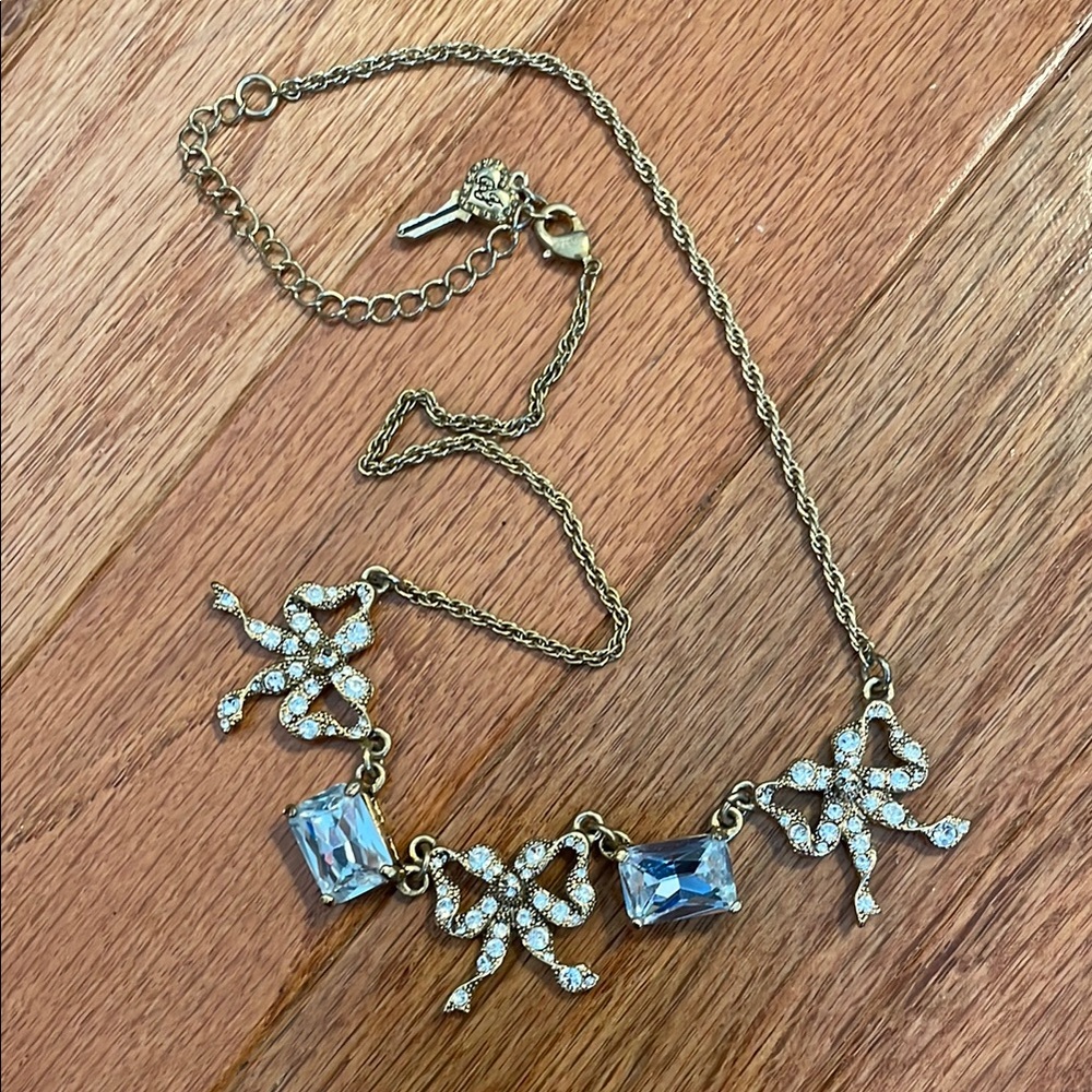 Betsey Johnson Gold Bows and Rhinestone Necklace. Girly bow coquette jewelry